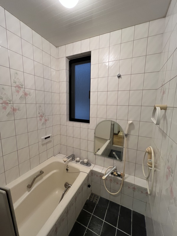 バス・シャワールーム　日々の暮らしに欠かせないお風呂です