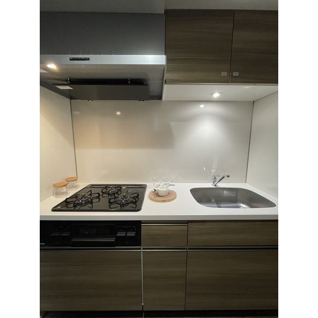 キッチン　【家具／調度品に関しては配置例を示し