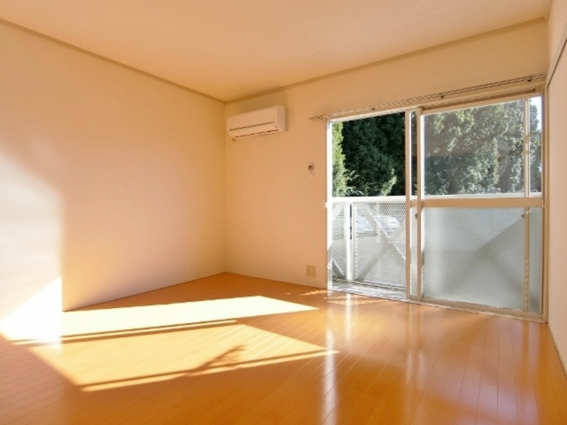 居室・リビング　図面と現状に相違がある場合には現状を優先