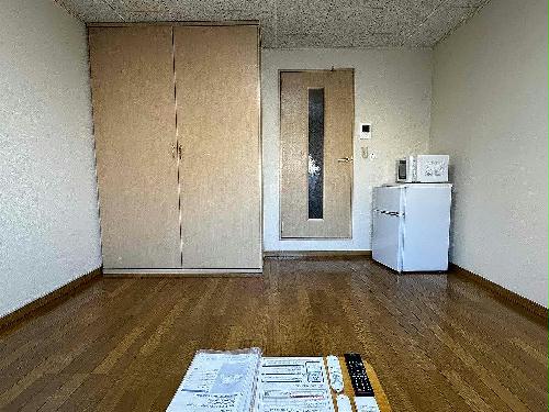 居室・リビング　※同タイプ部屋の写真となります