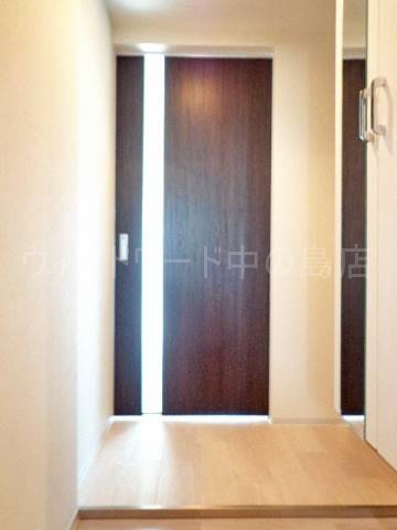 玄関　詳細は、ウィンドワード中の島店までご相談下さい。