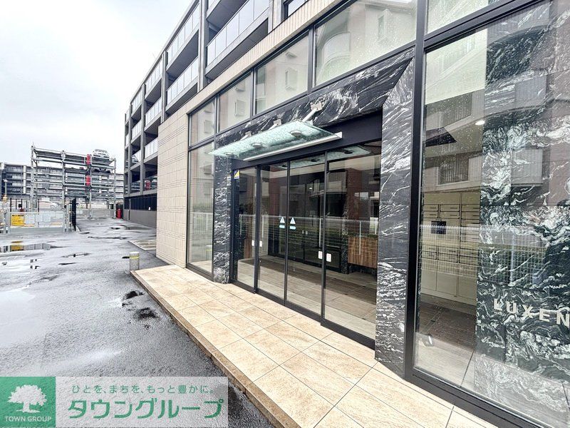 エントランス　エントランス