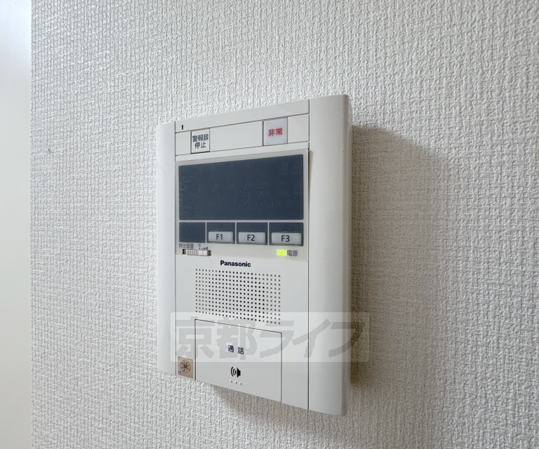 玄関　玄関からの視点です。