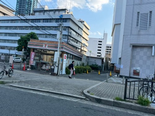 コンビニ　セブンイレブン ハートインJR大阪鉄道病院店（コンビニ）まで484m