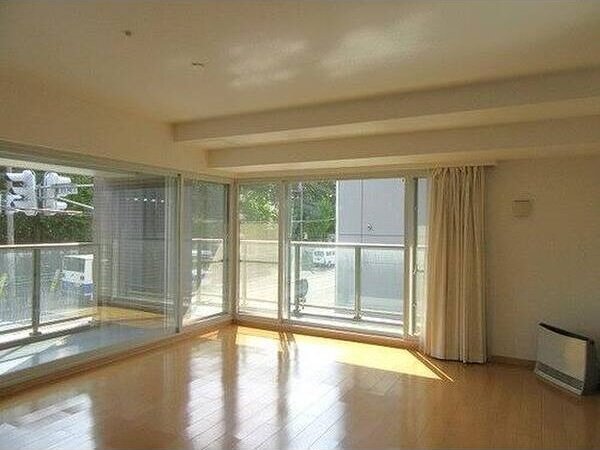 居室・リビング　☆21.0帖の広々としたリビングです！