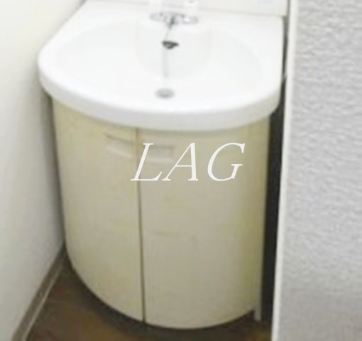 洗面設備　独立洗面台です。