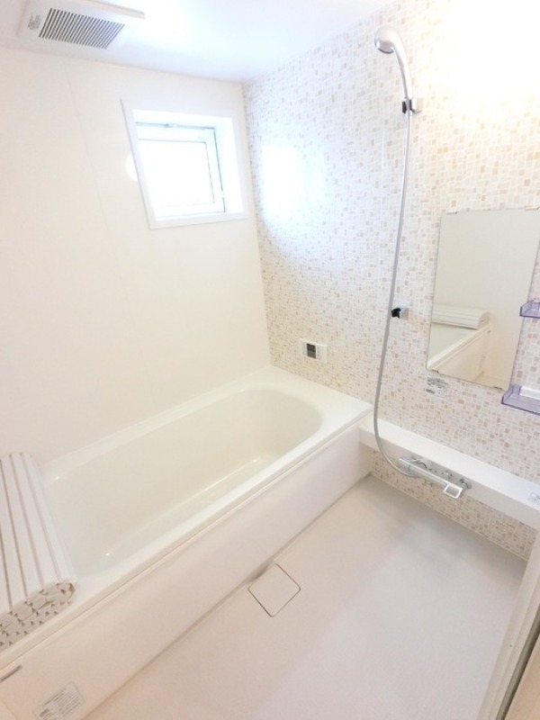 バス・シャワールーム　図面と現状に相違がある場合には現状を優先