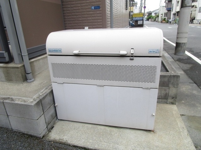 その他共有部分　入居者専用ゴミストッカー