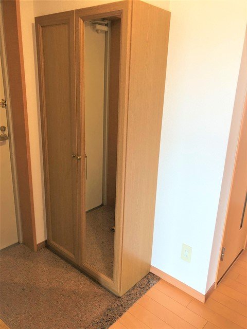 玄関　下駄箱
