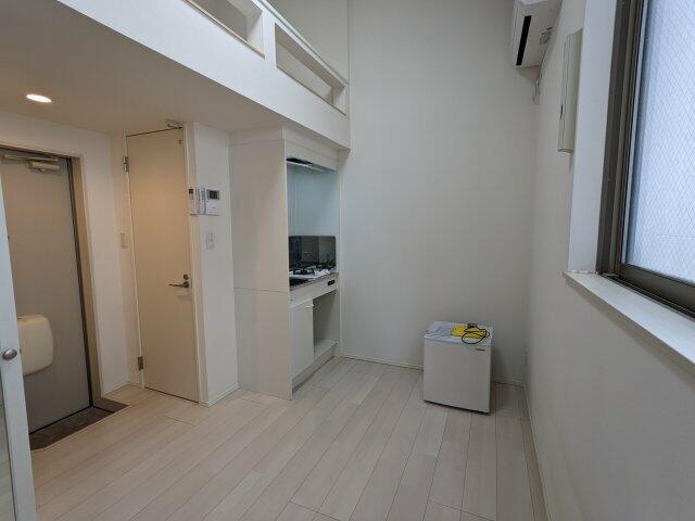 居室・リビング　?