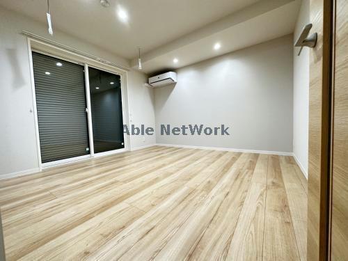 居室・リビング　１０２