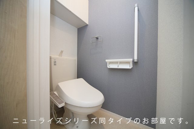 トイレ　落ち着いたトイレです