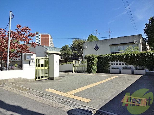 中学校　豊中市立第十四中学校（中学校）まで1125m