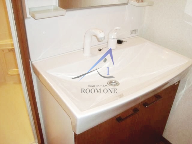 洗面設備　洗面台です。