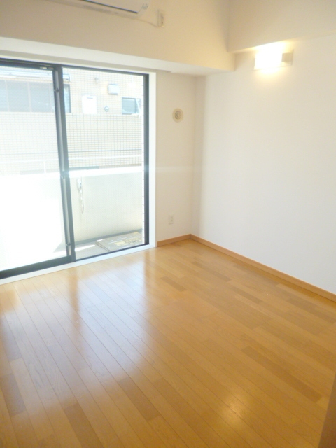 居室・リビング　☆日当り良好☆冬でも暖かいお部屋