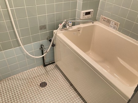 バス・シャワールーム　南松竹マンション 浴室