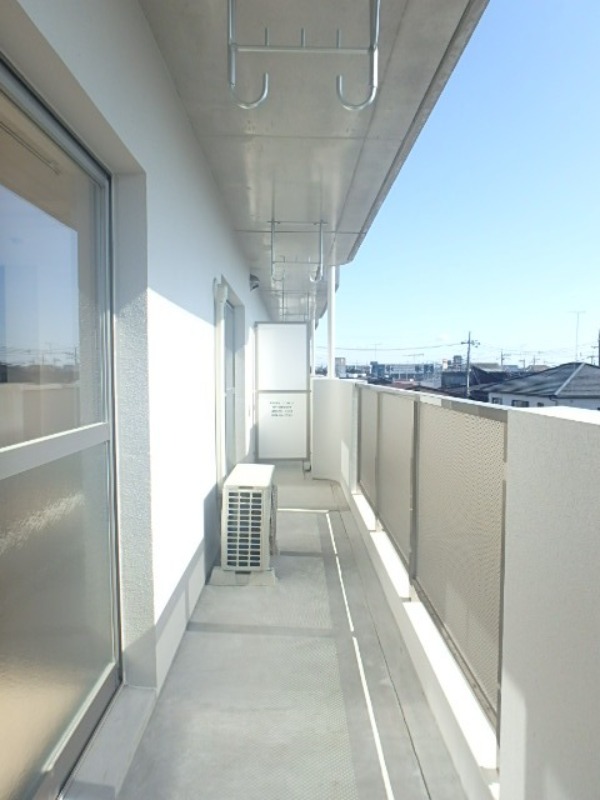 バルコニー　図面と現状に相違がある場合には現状を優先