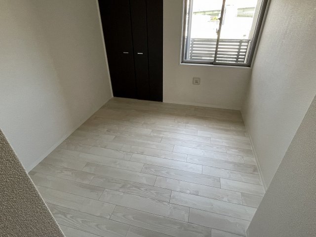 その他部屋・スペース　落ち着いて過ごせるお部屋なので、寝室にいかがでしょうか