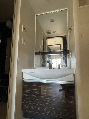 洗面設備　洗面所です