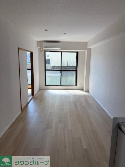 居室・リビング　★お問い合わせはタウンハウジング聖蹟桜ヶ丘店まで★