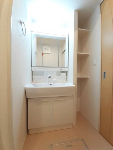 洗面設備　忙しい朝には欠かせない洗面所です