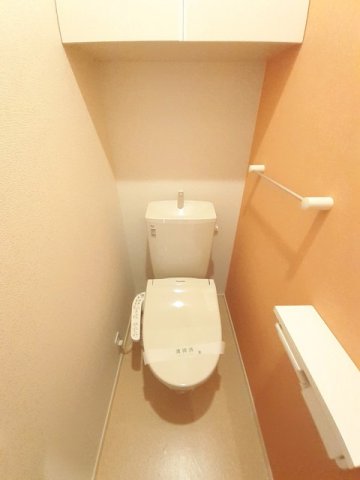 トイレ　落ち着いたトイレです