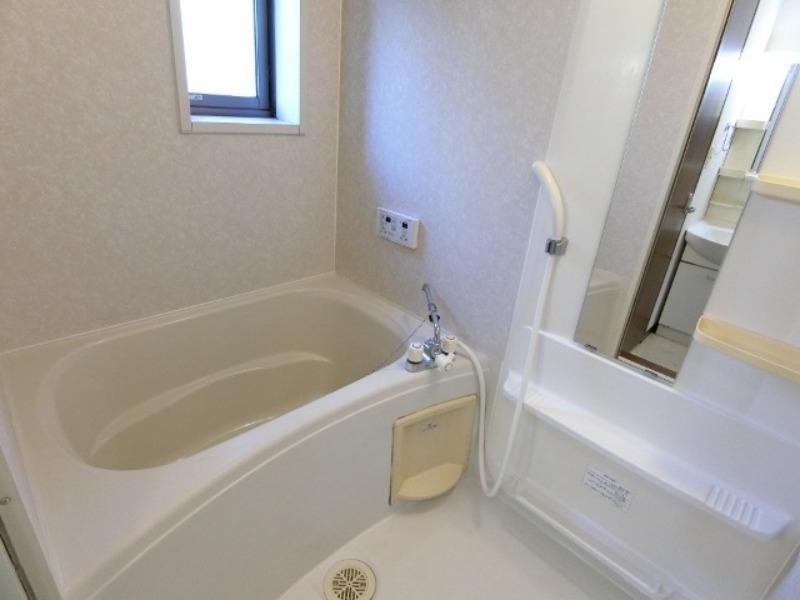 バス・シャワールーム　図面と現状に相違がある場合には現状を優先