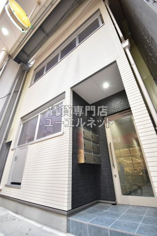 建物外観　2020年完成