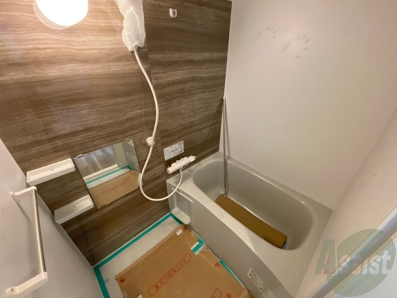 バス・シャワールーム　お風呂になります。一日の疲れを癒してくださいね。