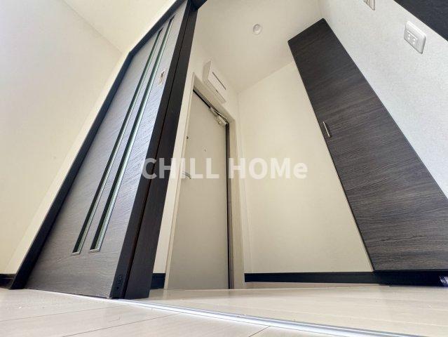 玄関　当社、チルホームのHPもご覧ください(^^)/物件情報多数♪