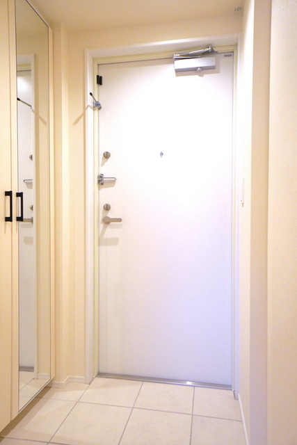玄関　※写真は同タイプ住戸です。