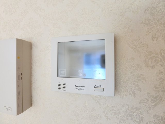 セキュリティ　モニター付きインターホン