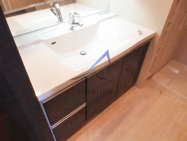 洗面設備　洗面台です。