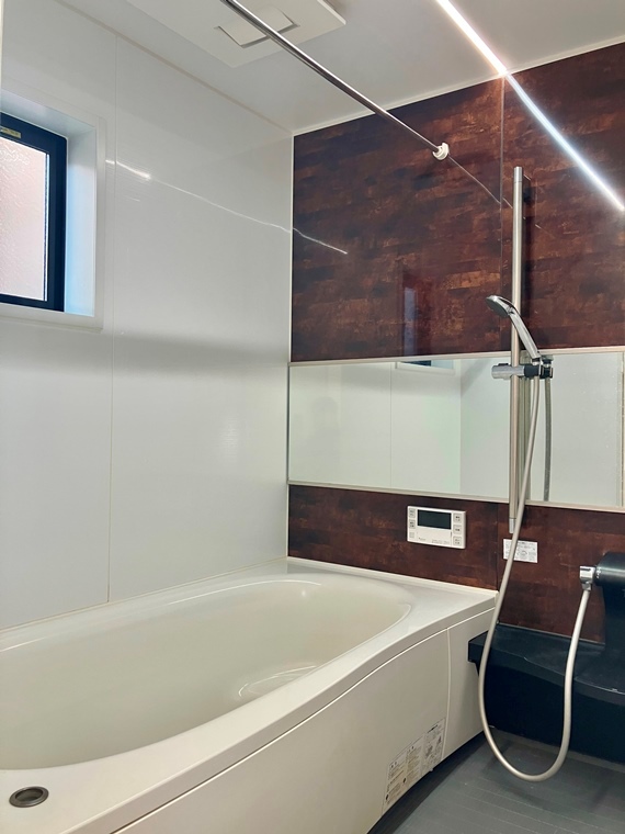 バス・シャワールーム　お風呂です