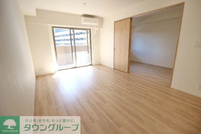 居室・リビング　大きなリビング