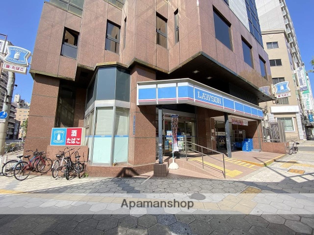 コンビニ　ローソン（コンビニ）まで136m