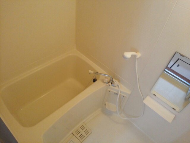 バス・シャワールーム　日々の疲れを癒すお風呂付です