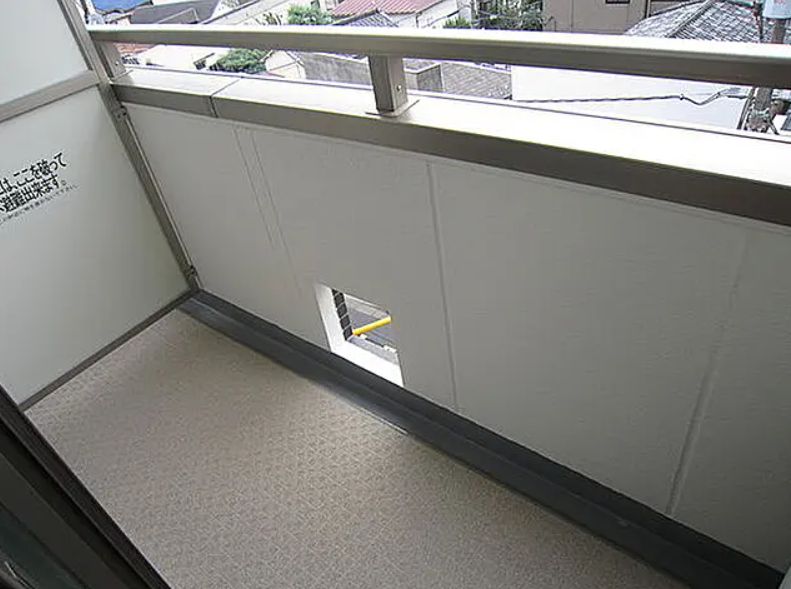 バルコニー