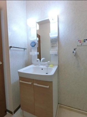 洗面設備　洗髪洗面化粧台