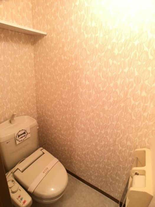 トイレ　温水洗浄暖房便座