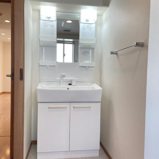 洗面設備　同仕様