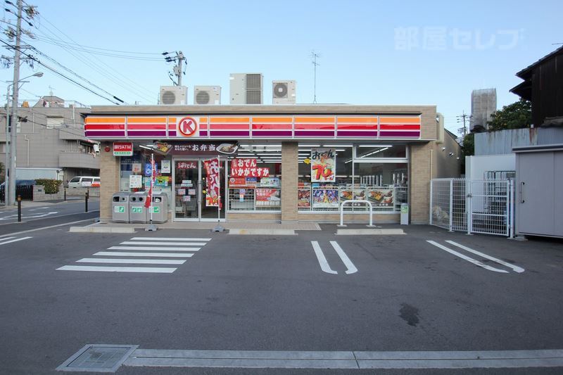 コンビニ　ファミリーマート 栄生二丁目店（コンビニ）まで400m