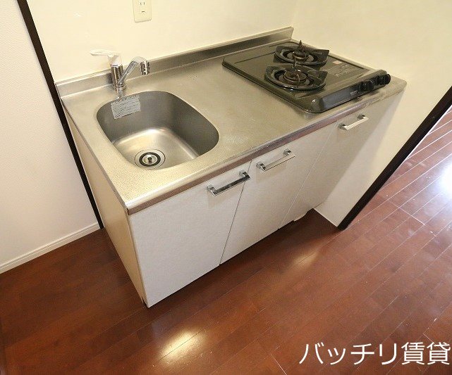 キッチン　別号室の写真のため現状優先