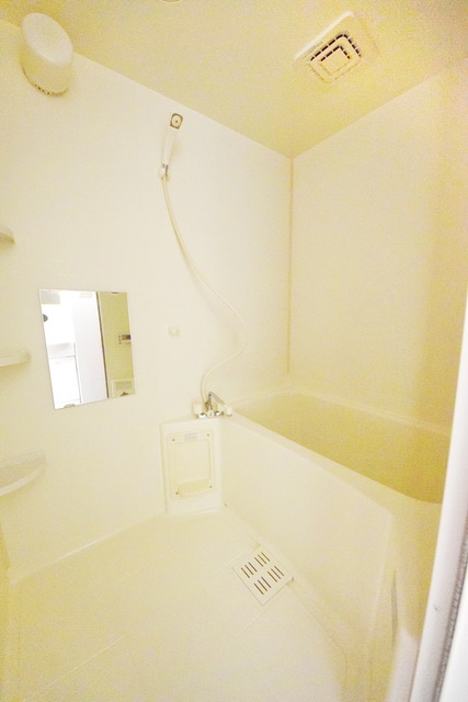 バス・シャワールーム　～疲れもサッパリ～