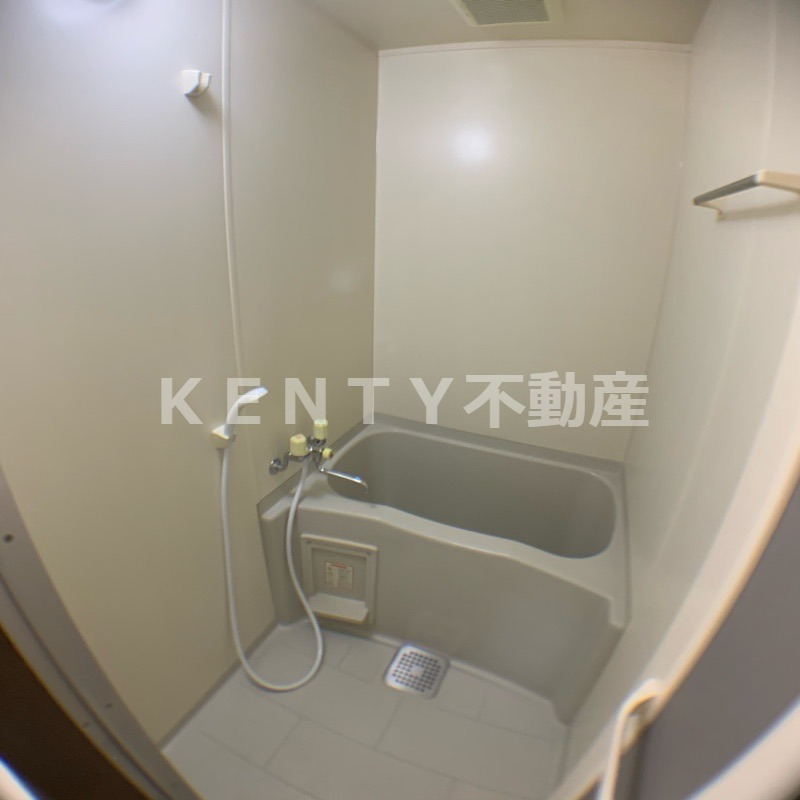 バス・シャワールーム　お風呂です