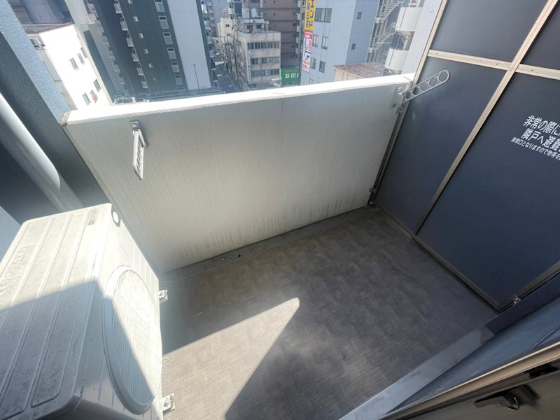 バルコニー　陽当たり良好なバルコニーです