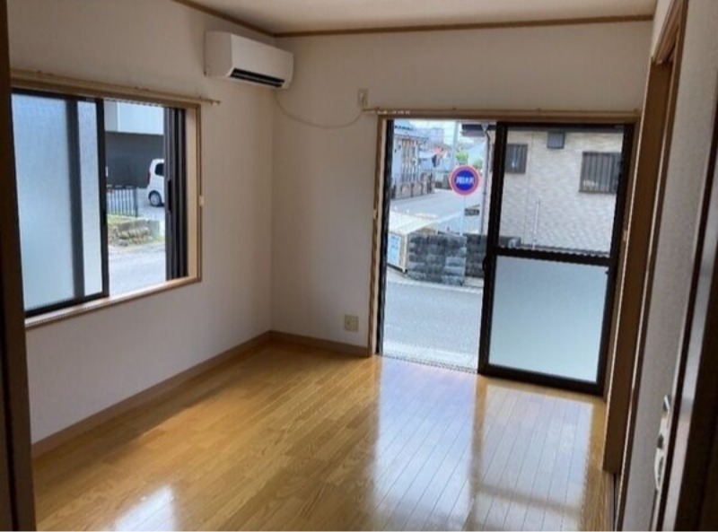 居室・リビング　図面と現状に相違がある場合には現状を優先