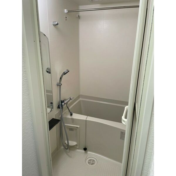 バス・シャワールーム　日々の疲れを癒すお風呂付です