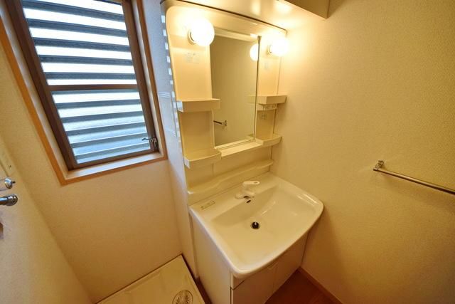 洗面設備　★独立洗面台です★