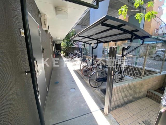 その他共有部分　駐輪場　原付＆自転車のみ駐輪可